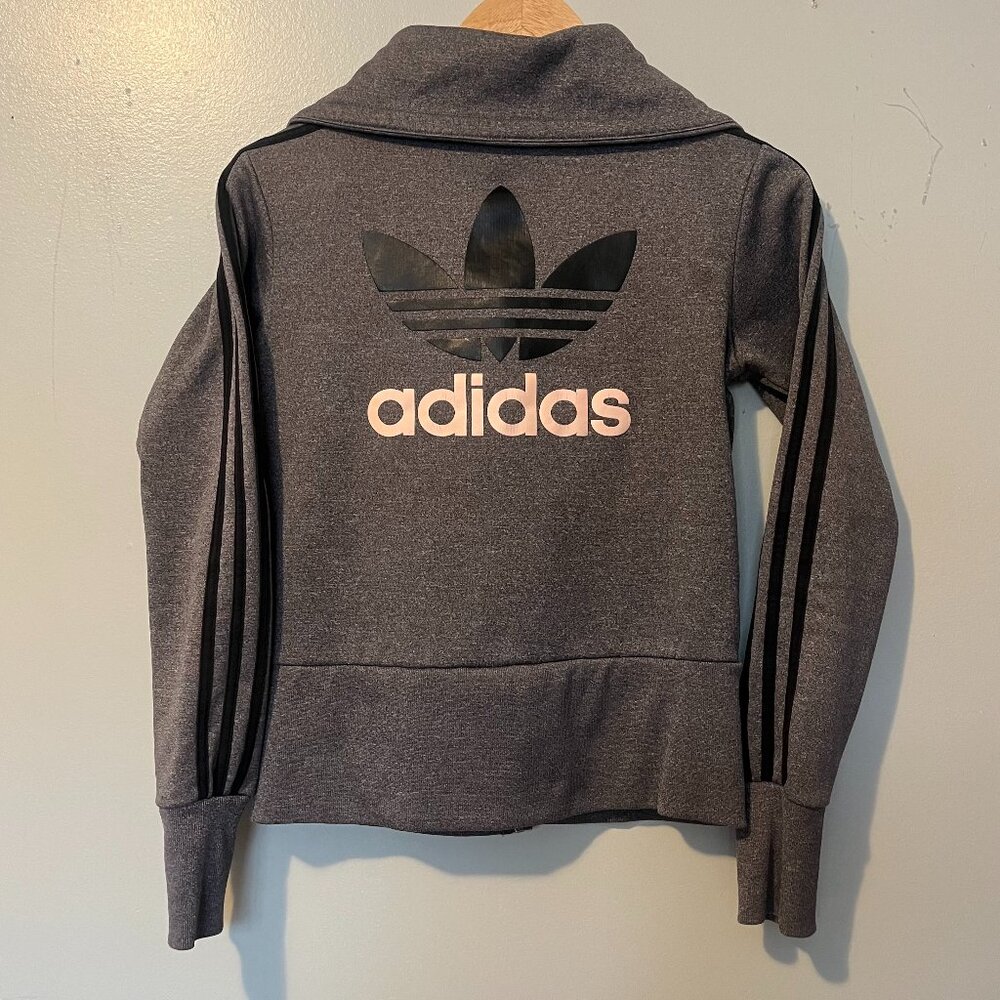 (B33) SIZE S Adidas Trefoil Zip Up Sweatshirt | Grey and Black | Athletic Wear
